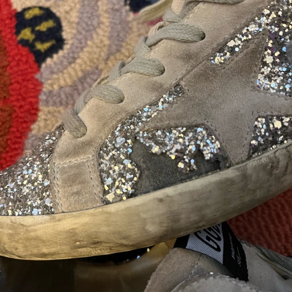 Women's Superstar in Silver Glitter Ice-Gray Suede Star - Picture 12 of 16